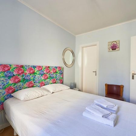 Elegant Riverview Apartment In Historical Lisboa Exterior foto