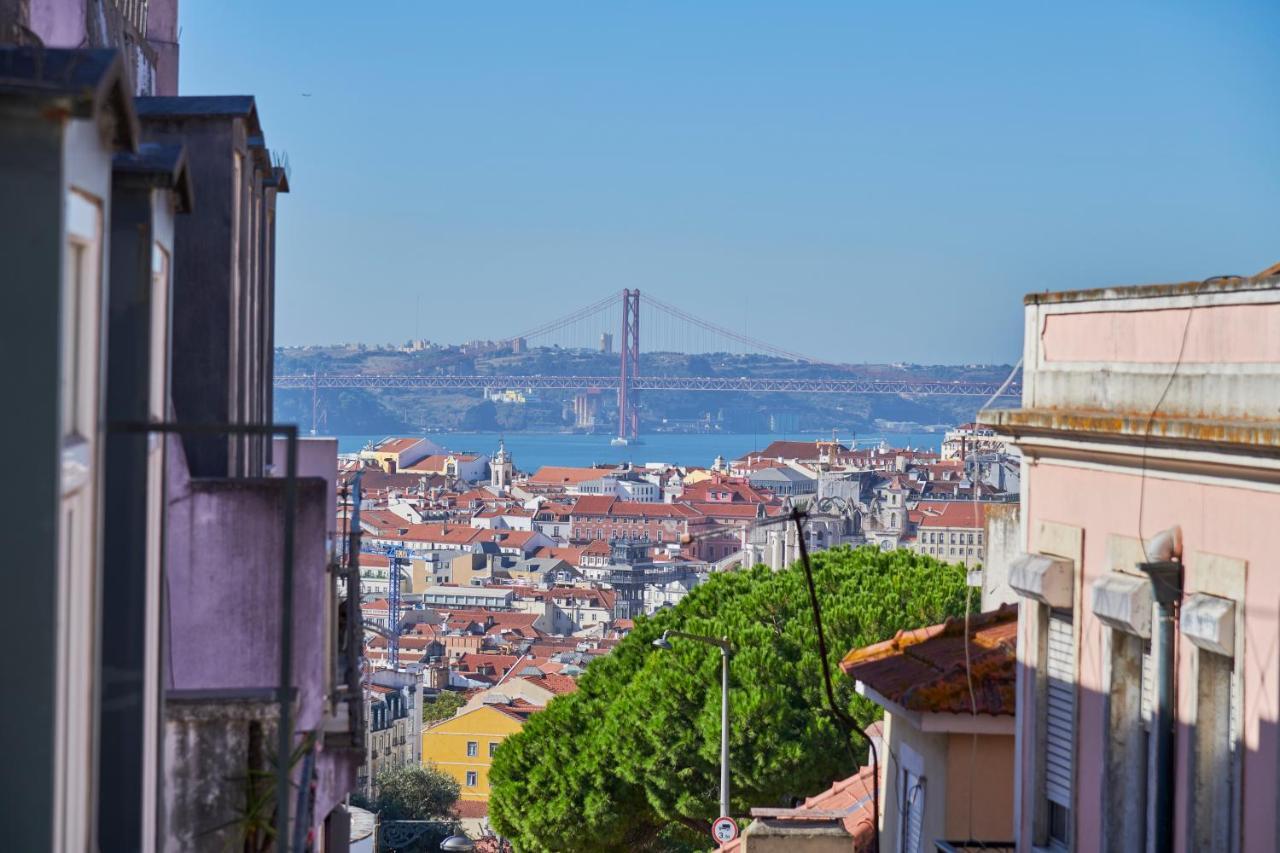 Elegant Riverview Apartment In Historical Lisboa Exterior foto