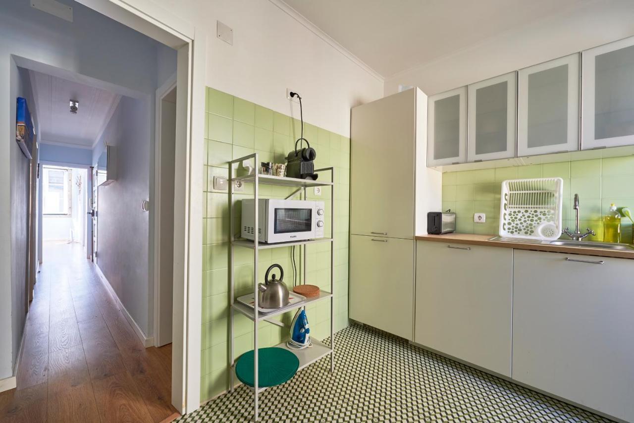 Elegant Riverview Apartment In Historical Lisboa Exterior foto