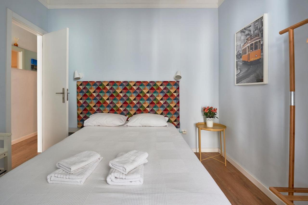 Elegant Riverview Apartment In Historical Lisboa Exterior foto