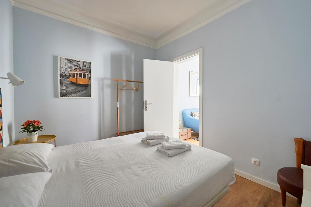 Elegant Riverview Apartment In Historical Lisboa Exterior foto